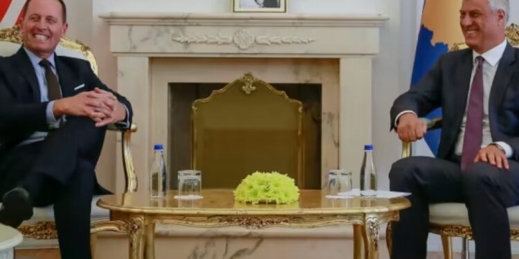 Richard Grenell: E turpshme që Thaçi po mbahet ende në burg, mashtrim