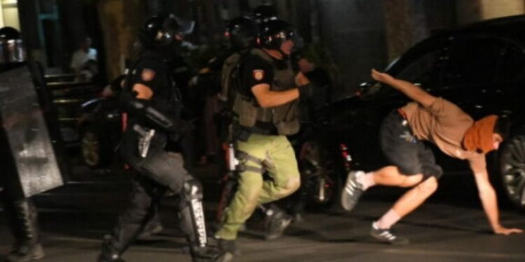 “Mosbindja qytetare” në Serbi hyn në javën e dytë