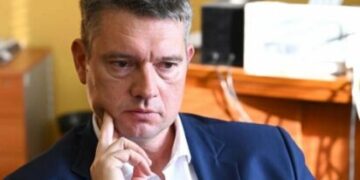 Arrestohet ndihmësi i Petkoviqit pas deklaratave kundër UÇK-së – Policia jep detaje