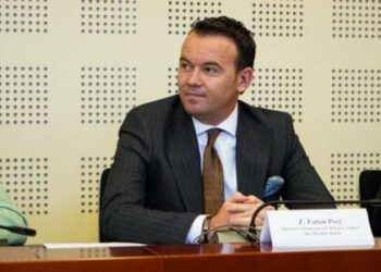 “Është çështje e shijes…” – Peci pyetet se pse edhe OJQ`të e Presidentja po e interpretojnë ndryshe nga ta aktgjykimin e Kushtetueses