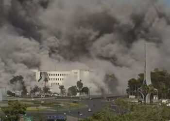 Izraeli godet sërish Damaskun – Objektiv Ministria e Mbrojtjes së Sirisë, raportohet për viktima