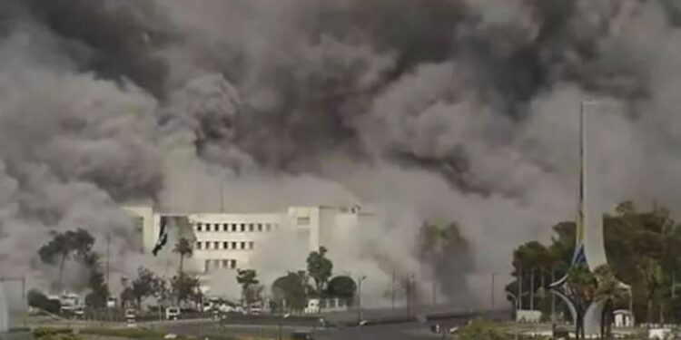 Izraeli godet sërish Damaskun – Objektiv Ministria e Mbrojtjes së Sirisë, raportohet për viktima