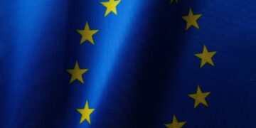 Evropa përballet me bum interesi për ndërtimin e “Gigafabrikave të IA-së” – 76 propozime nga 16 shtete