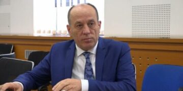 Deputeti Shala për 400 euro bonus për punëtorët e KEK: Meritojnë rritje pagash, jo mashtrim