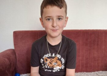 Zhduket 9 vjeçari Fatos Jakupi nga Suhareka, familjarët kërkojnë ndihmë për gjetjen e tij