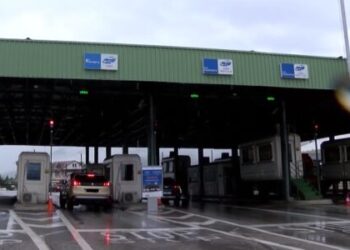 Turk i dënuar për mashtrim financiar, arrestohet në doganën e Morinës – pritet ekstradimi drejt Turqisë