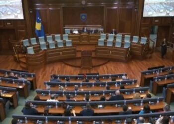 Vazhdon cirku në Kuvend: Dështon edhe sot seanca, të hënën episodi i 50’të