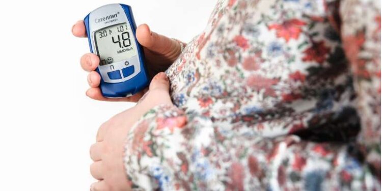 Sheqeri i ulët në gjak para shtatzënisë lidhet me rrezik më të lartë të lindjes së parakohshme