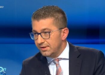 Mickoski mohon ndikimin serb, PE ngrit alarmin për “botën serbe” në Maqedoninë e Veriut