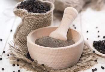 Piperi i zi – fuqi natyrale për qarkullimin, tretjen dhe shëndetin e përgjithshëm