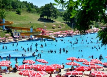 Pishina e Gërmisë pritet të hapet nesër