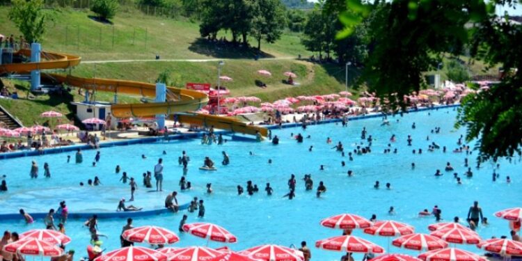 Pishina e Gërmisë pritet të hapet nesër