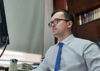 I denoncuar për ngacmim seksual, i shkarkuar për shkak të tenderave: Universiteti i Pejës emëron, Besfort Krasniqin, Sekretar të Përgjithshëm