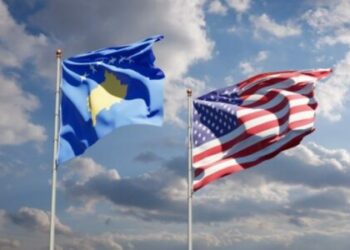 Dita e Pavarsisë ShBA’ve, ambasada: Riafirmojmë angazhimin tonë për një të ardhme më të fortë me miqtë tanë kosovarë