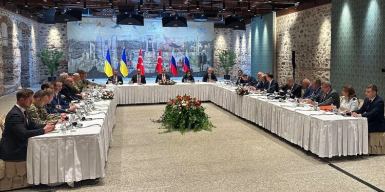 Raundi i tretë i bisedimeve Rusi-Ukrainë në horizont – Kremlini në pritje të përgjigjes nga Kievi