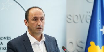 Liburn Aliu jep dorëheqje, shkak Dimal Basha