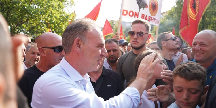 Fatmir Limaj kërkon drejtësi të barabartë për Kosovën dhe kritikon mungesën e monitorimit të Gjykatës Speciale nga Parlamenti