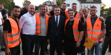 Kurti dhe Aliu inspektojnë investimet infrastrukturore në Shtime: rrugë të reja dhe projekte milionëshe për qytetarët
