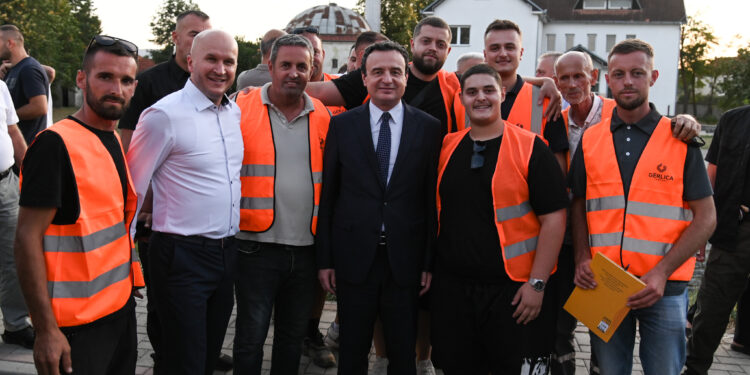 Kurti dhe Aliu inspektojnë investimet infrastrukturore në Shtime: rrugë të reja dhe projekte milionëshe për qytetarët