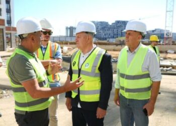 Buja zotohet se në qeverisjen e tij do të rriten standardet në sektorin privat