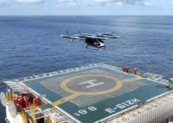 Kina prezanton dronin elektrik të parë për ngarkesa të rënda që shkurton udhëtimet nga 10 orë në më pak se 1 orë