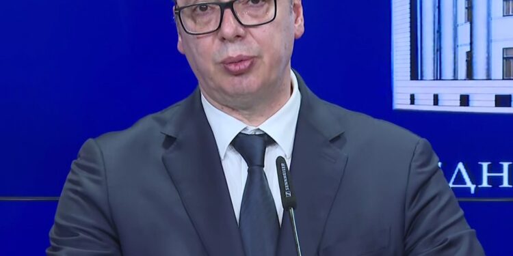 Vuçiq reagon pas dënimit të Dodikut: Serbia në krizën më të madhe që nga viti 2008