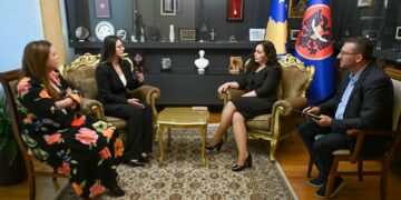 Presidentja Osmani pret në takim Dredhza Brainën, fituese ndërkombëtare në fushën e sigurisë kibernetike