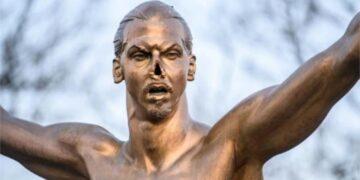 I preu hundën statujës së Zlatan Ibrahimoviçit, tifozi flet për herë të parë: Doja ta rrëzoja…