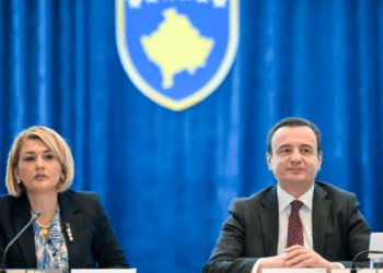 ‘Hallakamë’ në Gjakovë, Kurti e ndërron kandidatin, tërhiqet edhe Mimoza Kusari