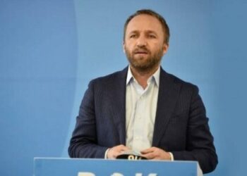 Përjashtimi i 6 gazetarëve të RTK’së nga moderimi, Tahiri: RTK nën terror politik!