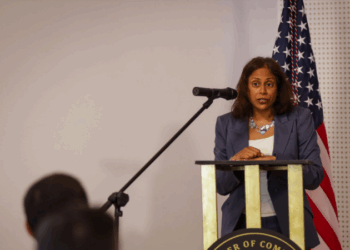 SHBA ia mbledh betë skenës politikë në Kosovë: Asnjë parti s’guxon të përjashtohet nga zgjedhjet