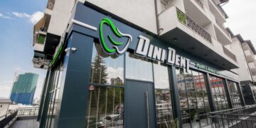 Ordinanca e njohur stomatologjike “Dini Dent” del në mbështetje të protestës për UÇK’n