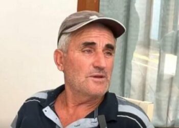 Zjarri në Gramsh, shkrumboi 3 fshatra, banori: Jemi në qiell të hapur