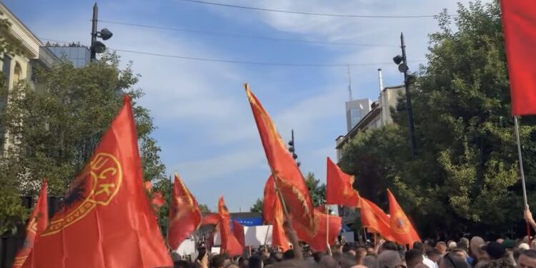 Qytetarët në mbështetje të Veteranëve: “Kur populli ngrihet, padrejtësia nuk kalon dot”