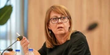 Hykmete Bajrami: BE izoloi Kurtin, qeveria në largim po shkel Kushtetutën