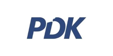 PDK dorëzon listën përfundimtare në KQZ: 33 kandidatë për kryetarë komunash dhe 878 për asamble