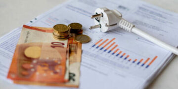 OEK ngre alarmin për mbyllje të fabrikave e humbje të vendeve të punës: Faturat janë rritur në nivele rekord