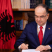 Dimal Basha Kryetar i Kuvendit në Kosovë/ Presidenti Begaj: Urime! Bashkëpunimi politik dhe institucional domosdoshmëri
