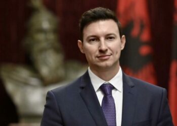 Ambasadori shqiptar në RMV: Thirrjet fyese, një alarm që s’duhet injoruar