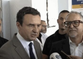 Zonja gazetare lej albuminat, pronarit thuj le t’i kthen 60 milionë euro “: Albin Kurti godet ulët gazetaren e Klan Kosovës.