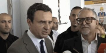 Zonja gazetare lej albuminat, pronarit thuj le t’i kthen 60 milionë euro “: Albin Kurti godet ulët gazetaren e Klan Kosovës.