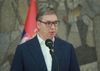 Vuçiqi paralajmëron zgjedhjet e parakohshme në Serbi