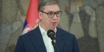 Vuçiqi paralajmëron zgjedhjet e parakohshme në Serbi