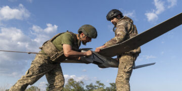 Ukraina dhe Miti i Inovacionit të Mbrojtjes: Mësime Strategjike për Perëndimin