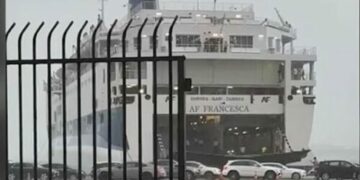 Era i këput litarët anijes në Portin e Durrësit