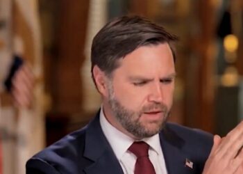 Vance: Marrëveshja e paqes do t’i linte të pakënaqur si Moskën dhe Kievin, por e pranueshme për të dyja