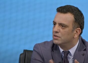 Opinionisti politik Xhevdet Pozhari publikon video ekskluzive nga veriu i Kosovës: “Si ishte dhe si është sot”