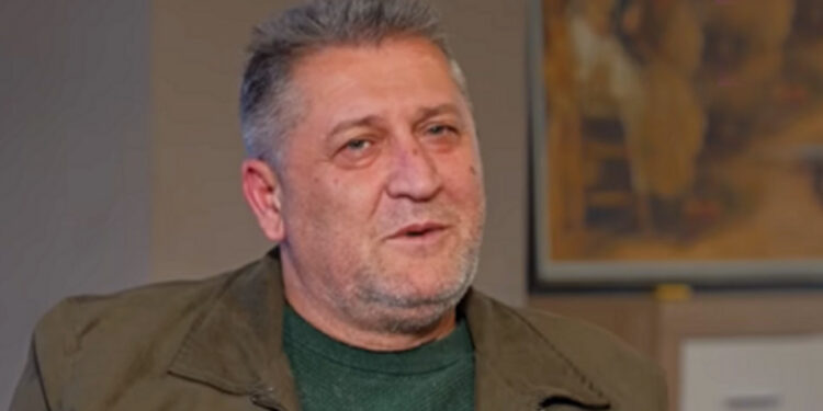 “Manipulant dhe bursist i Surroit”, Zafa i reagon Çekut dhe sekretarit të tij pas padisë ndaj zyrtarëve të Prizrenit për rrënimin e objektit ”Sarajet e Vjetra”