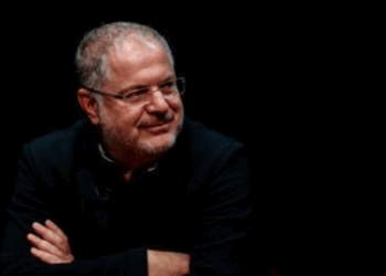 Presidentja që i shpalli luftë shtetit të vet