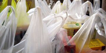 Plastika, një kërcënim i heshtur për shëndetin: Ekspertët kërkojnë veprim global